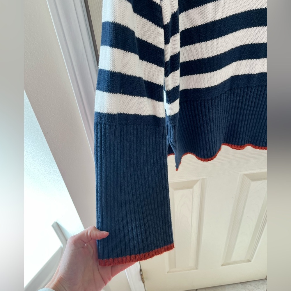Free Assembly - Women’s Striped Long Sleeve Sweater - Size Small - Picture 2 of 9